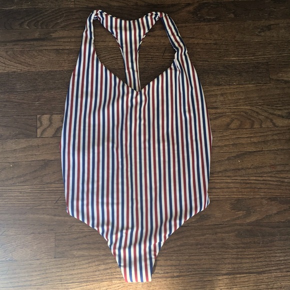 Boys + Arrows 4th of July One Piece - Picture 4 of 5